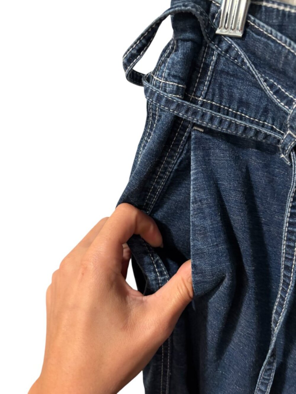 Pilcro Ultra High-Rise Wide-Leg Jeans - Picture 7 of 9
